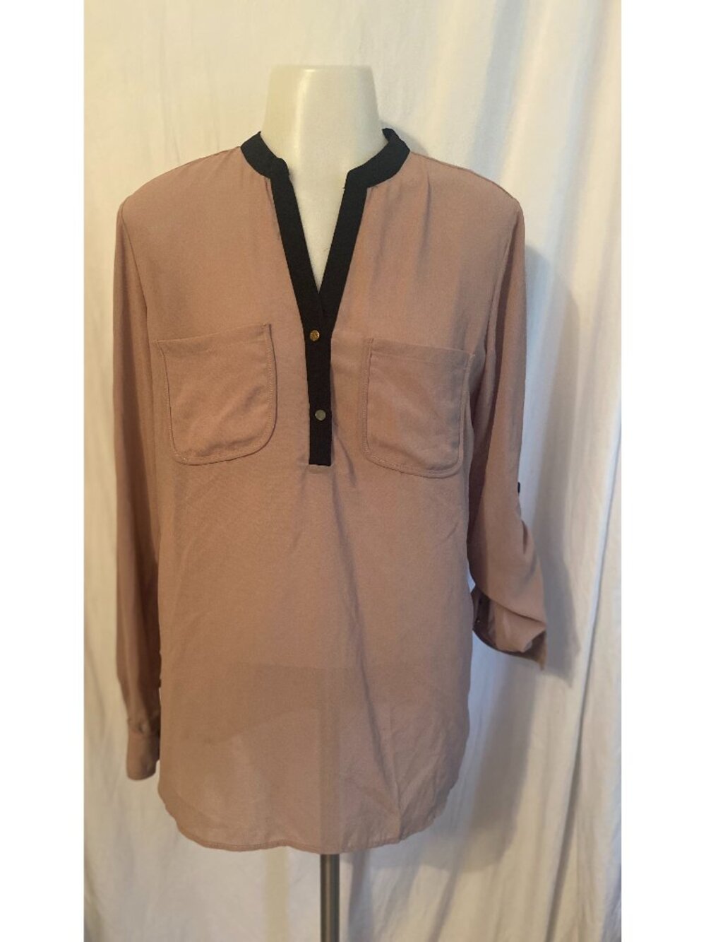 NY Collection Taupe And Black Long Sleeve Button Front Blouse